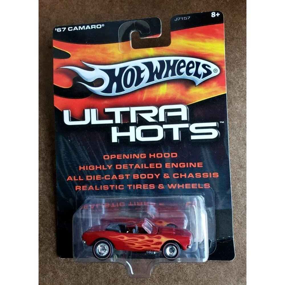 2006 Hot Wheels '67 CAMARO CONVERTIBLE RED #J7157 ZAMAC Base DDRL REAL RIDERS